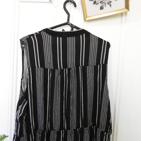 Short Sleeve Skirt Dress with Tie Waist - 3 x - Picture 5 of 6